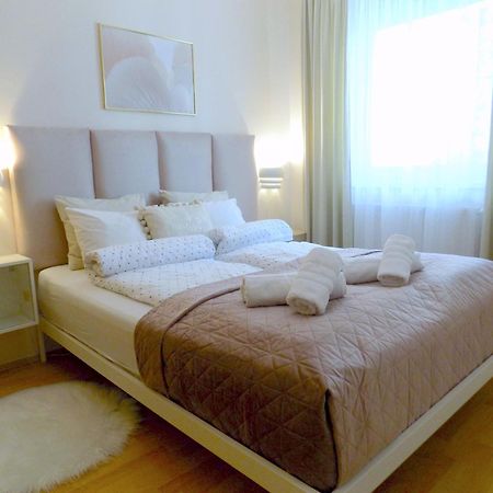 Casa Iris Apartment Szekesfehervar Luaran gambar